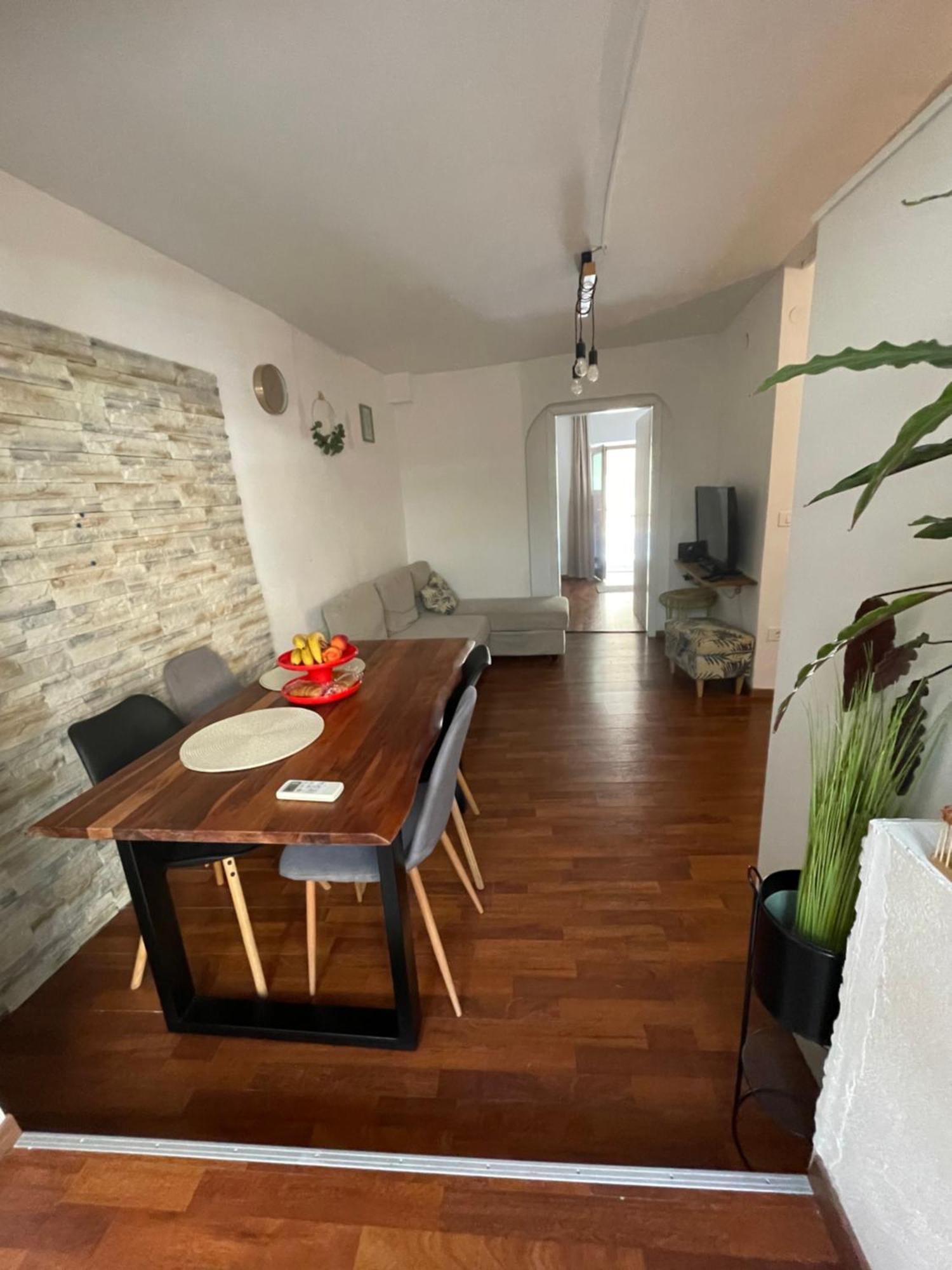 Apartma Ella Koper Exterior photo